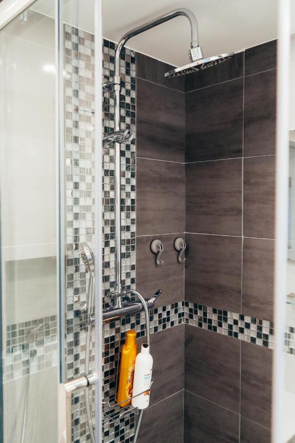 Kimia House * Osny